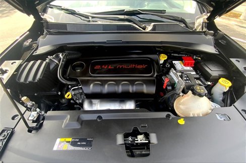 Used 2022 Jeep Compass Limited image 10