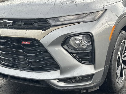 Used 2023 Chevrolet TrailBlazer RS w/ Sun and Liftgate Package image 38
