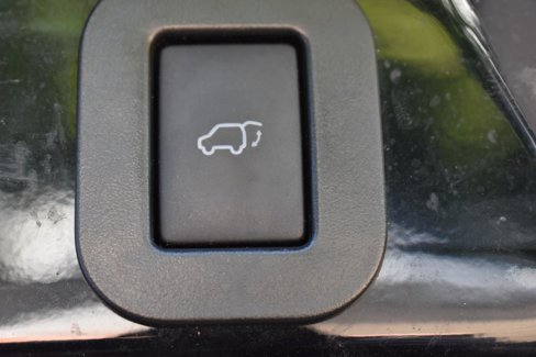 Used 2015 Toyota Sienna XLE image 48