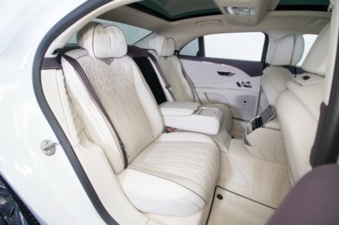 Used 2021 Bentley Flying Spur W12 image 67
