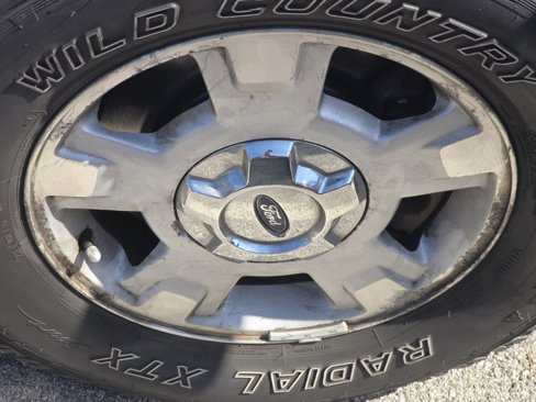 Used 2014 Ford F150 XLT image 6
