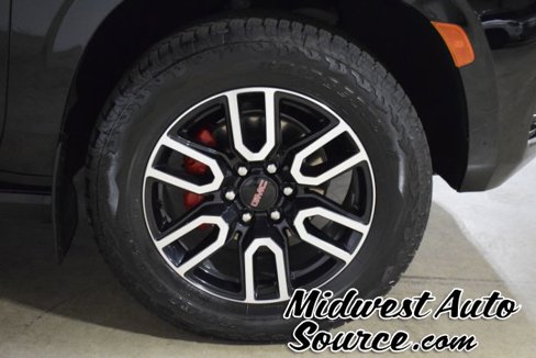 Used 2022 GMC Yukon AT4 w/ Max Trailering Package image 10