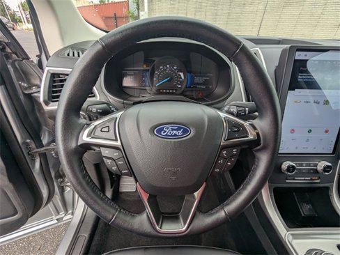Used 2024 Ford Edge SEL image 21