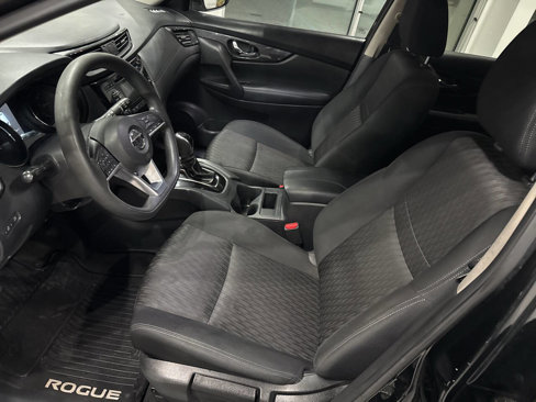 Used 2017 Nissan Rogue S image 24