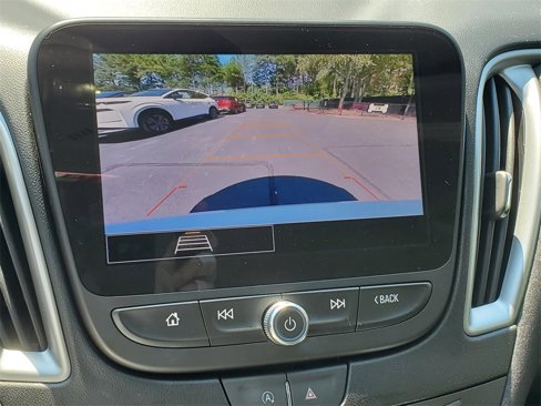 Used 2024 Chevrolet Malibu LS w/ Driver Confidence Package image 32