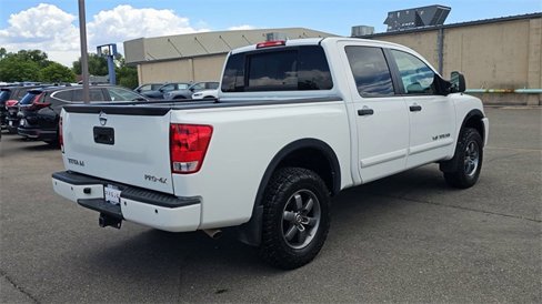Used 2014 Nissan Titan PRO-4X image 8