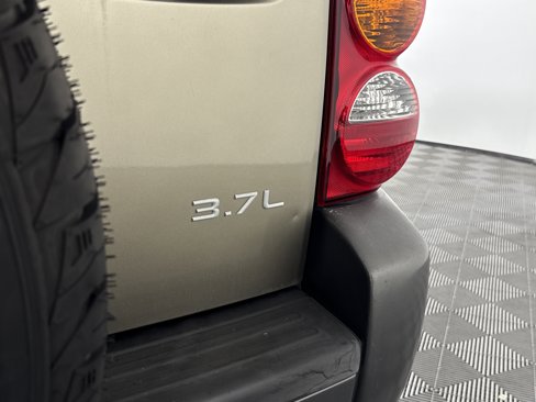Used 2004 Jeep Liberty Sport w/ PWR Convenience Group image 13
