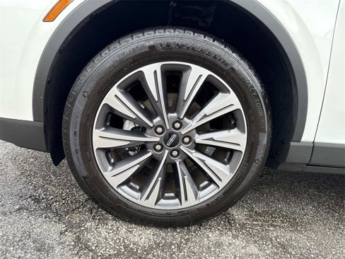 Used 2022 Lincoln Corsair Reserve image 10