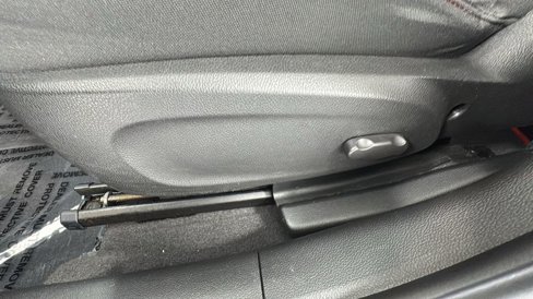 Used 2018 Chevrolet Sonic LT w/ Convenience Package image 11