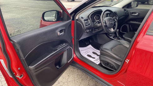 Used 2018 Jeep Compass Latitude image 12