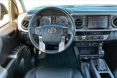 Used 2022 Toyota Tacoma SR5 image 5