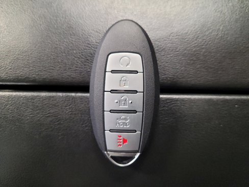 Used 2021 Nissan Rogue SV image 32