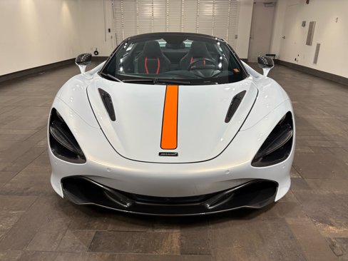 Used 2021 McLaren 720S Performance image 2