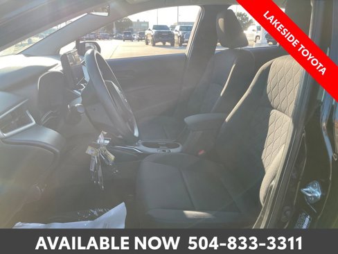 Used 2023 Toyota Corolla LE image 30