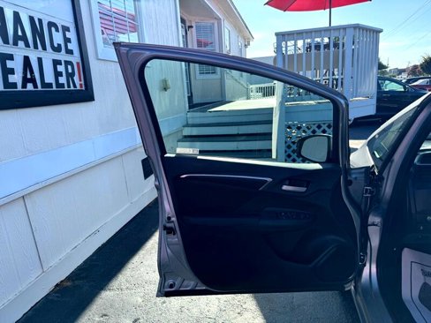 Used 2019 Honda Fit LX image 10