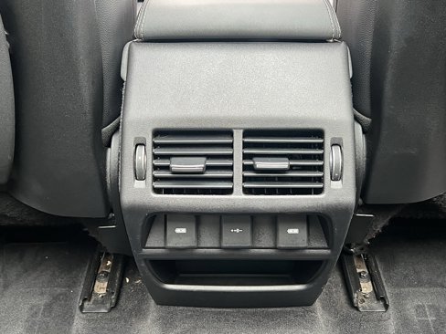 Used 2020 Land Rover Discovery Sport SE R-Dynamic image 44