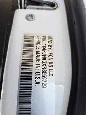 Used 2024 Jeep Grand Cherokee Altitude image 39