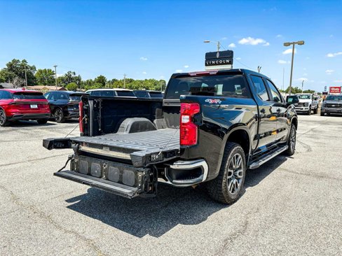 Used 2021 Chevrolet Silverado 1500 LT w/ Max Trailering Package image 18