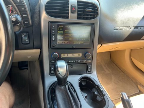 Used 2007 Chevrolet Corvette Premium Conv w/ 3LT w/ Preferred Equipment Group image 32