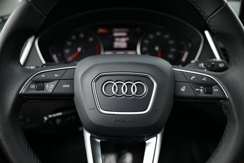 Used 2023 Audi Q5 2.0T Premium w/ Convenience Package image 31