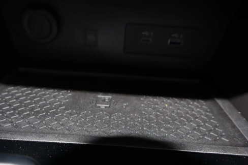 Used 2024 Nissan Pathfinder Platinum w/ Black Appearance Package image 19
