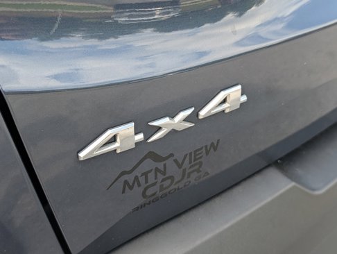 Used 2021 Jeep Renegade Latitude w/ Sun & Sound Group image 4
