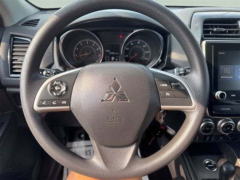 Used 2020 Mitsubishi Outlander Sport ES image 18