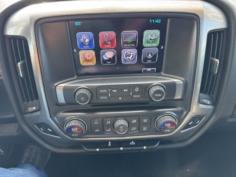 Used 2018 Chevrolet Silverado 1500 LT w/ All Star Edition image 27