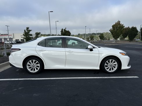 Certified 2022 Toyota Camry LE image 11