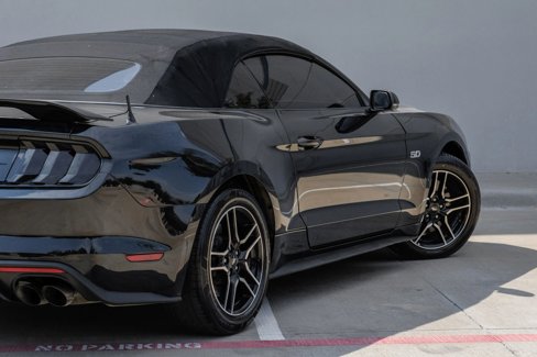 Used 2019 Ford Mustang GT Premium w/ Equipment Group 401A image 3