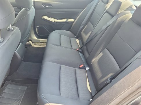 Used 2024 Nissan Altima 2.5 SV image 19