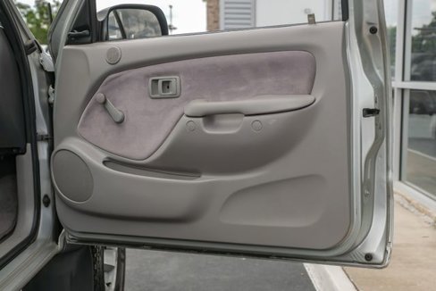 Used 2002 Toyota Tacoma 4x4 Regular Cab image 39