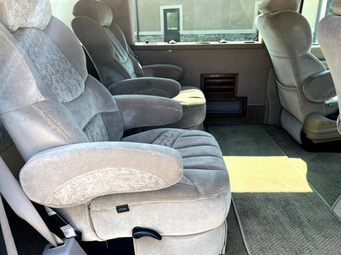 Used 2003 Ford E-150 and Econoline 150 image 30