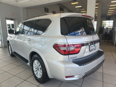 Used 2021 Nissan Armada SV image 14