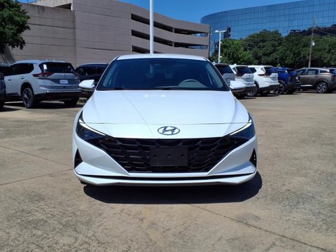 Used 2021 Hyundai Elantra SEL image 19