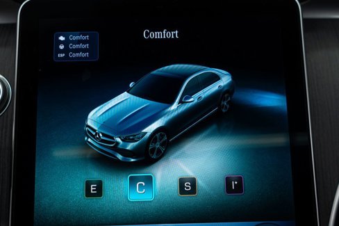 Used 2025 Mercedes-Benz C 300 4MATIC Sedan image 23