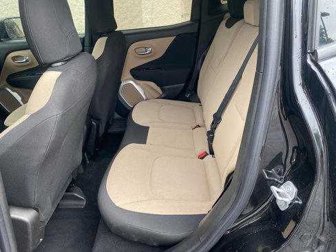 Used 2015 Jeep Renegade Sport w/ Power & Air Group image 17