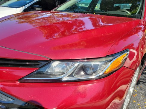 Used 2018 Toyota Camry LE image 4