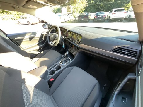 Used 2019 Volkswagen Jetta S w/ Driver Assistance Package image 17