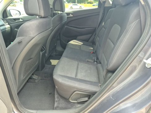 Used 2018 Hyundai Tucson Value w/ Cargo Package image 15