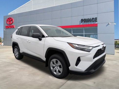New 2025 Toyota RAV4 LE image 2