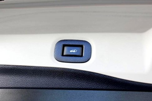 Used 2020 Nissan Rogue SV image 14