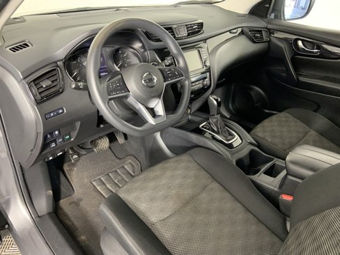Used 2020 Nissan Rogue Sport SV image 28