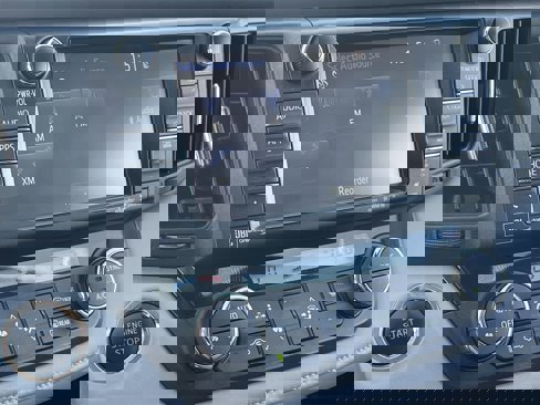 Used 2017 Toyota RAV4 Limited image 24