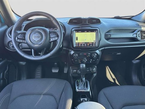 Used 2022 Jeep Renegade Altitude w/ Convenience Group image 9