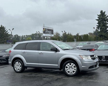 Used 2016 Dodge Journey SE w/ Flexible Seating Group image 2
