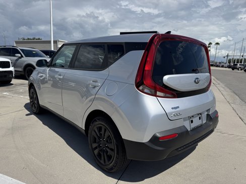 Certified 2020 Kia Soul LX image 6