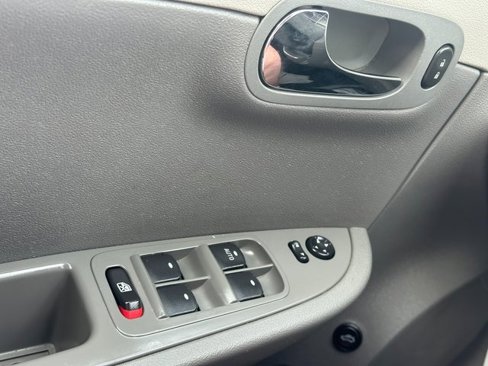 Used 2012 Chevrolet Malibu LT image 23