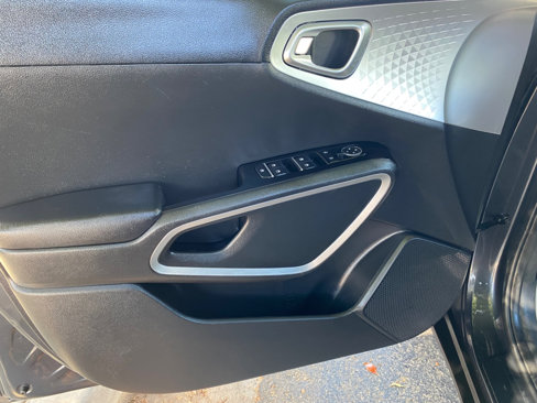 Used 2024 Kia Soul LX w/ Option Group 015 image 19