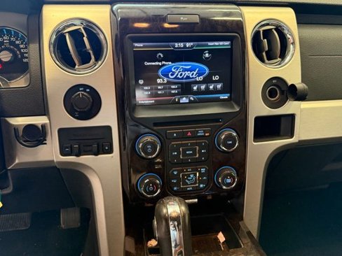 Used 2013 Ford F150 Platinum image 40